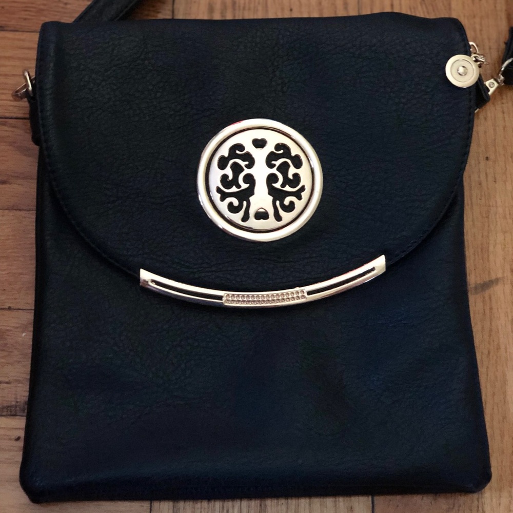 NEW NEVER USED - Black Shoulder Bag